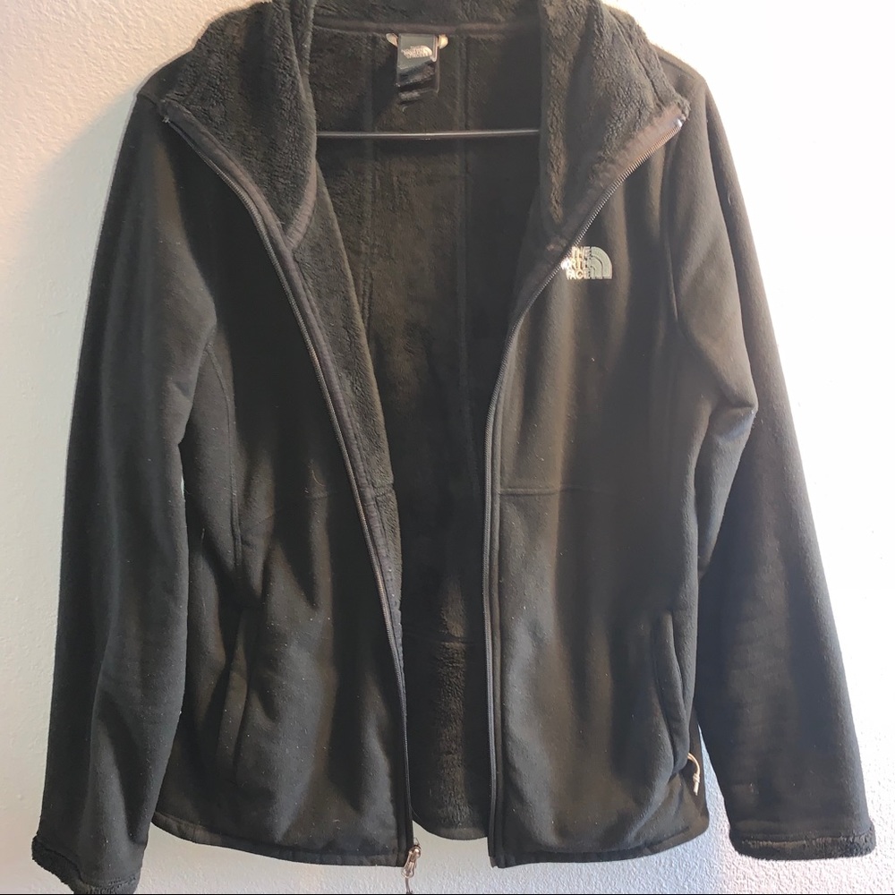 Warm fuzzy north face coat